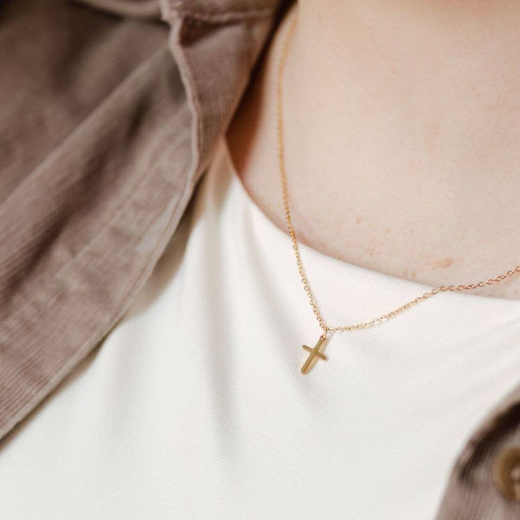 NEW! Necklace: 18kt Gold Cross