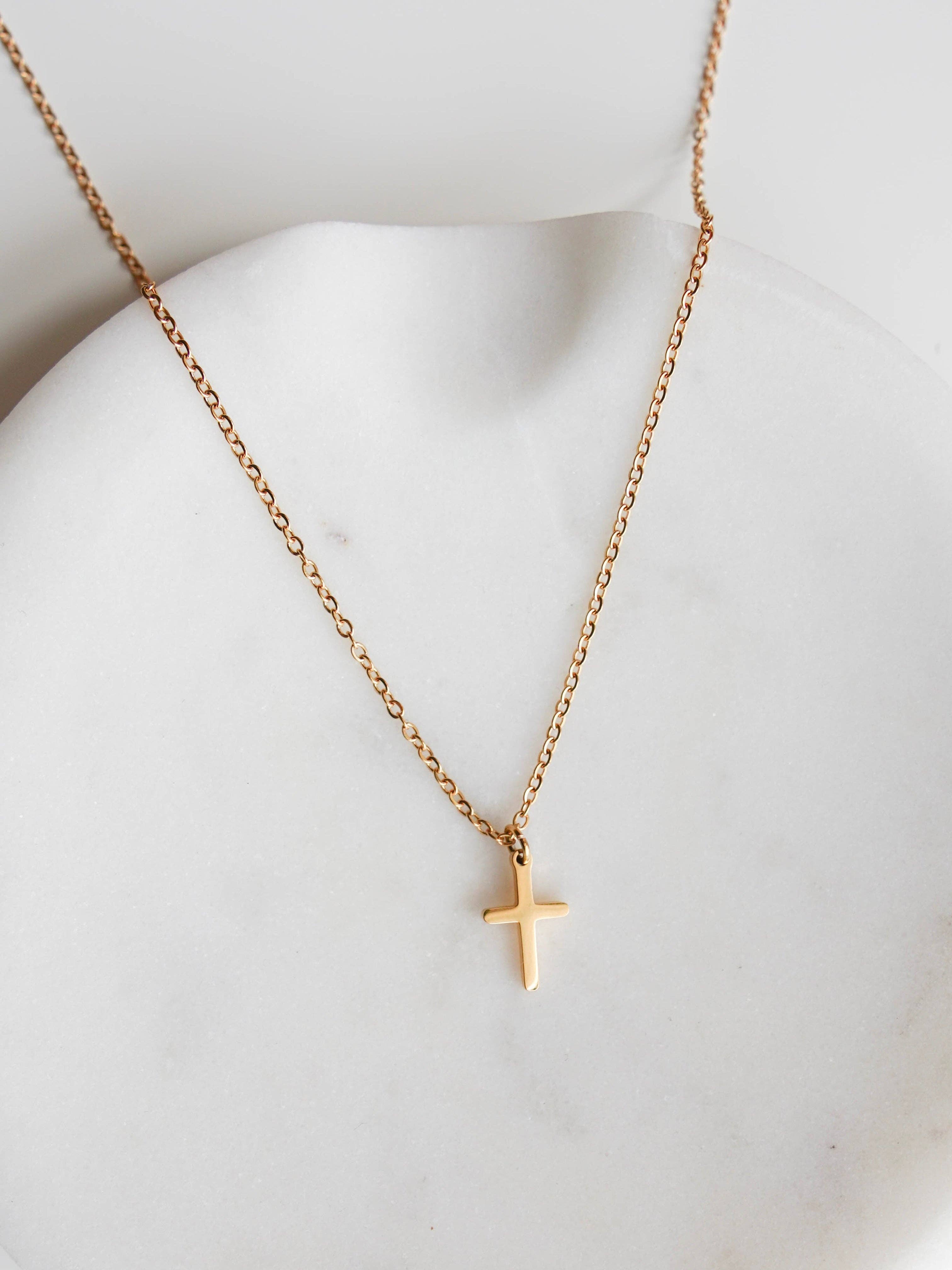 NEW! Necklace: 18kt Gold Cross