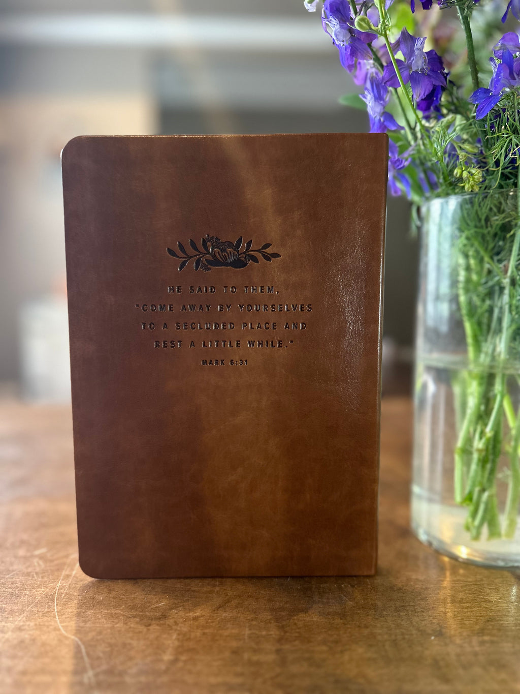 Notebook: Aurora Theme