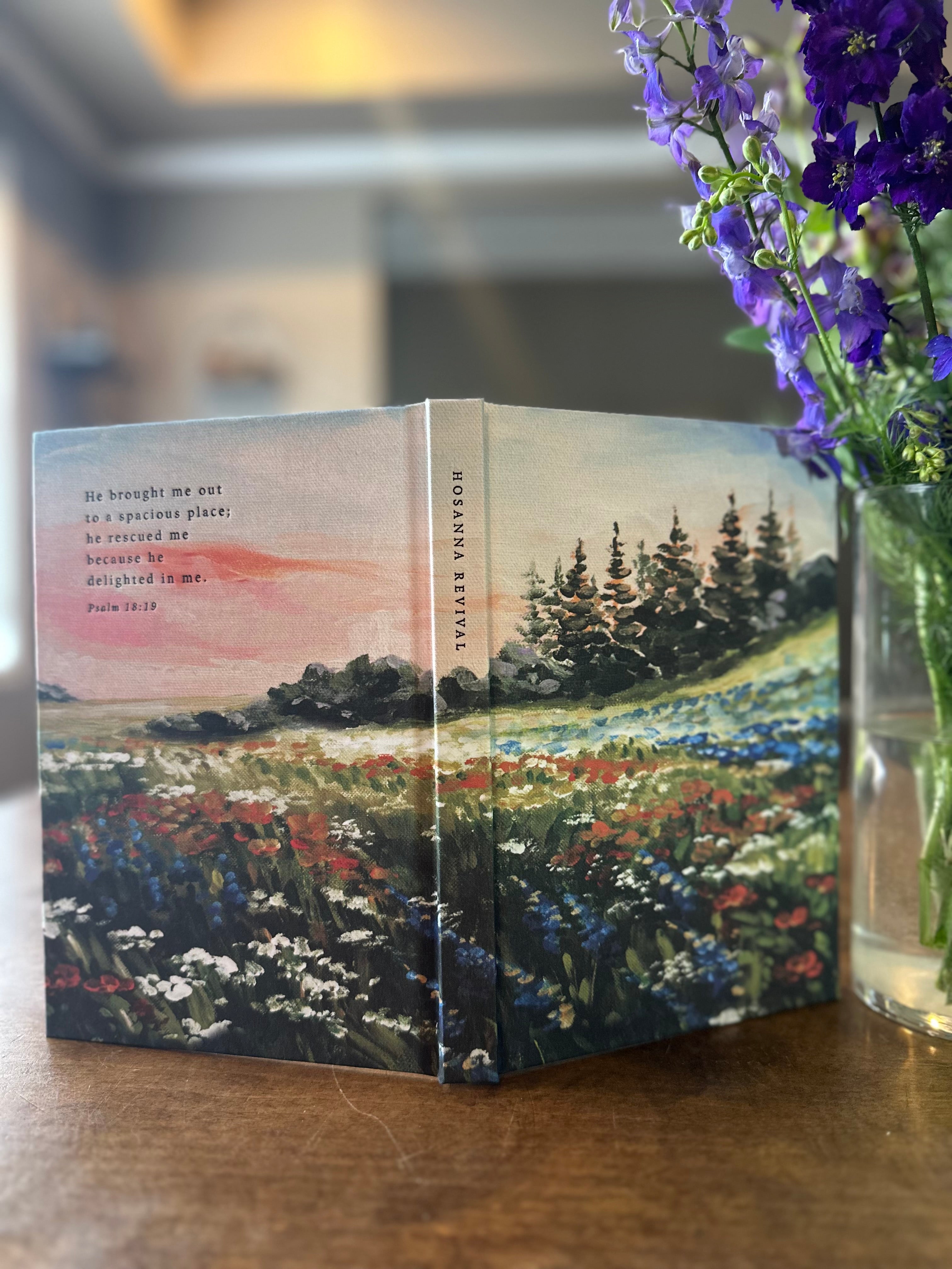Notebook: Coram Theme